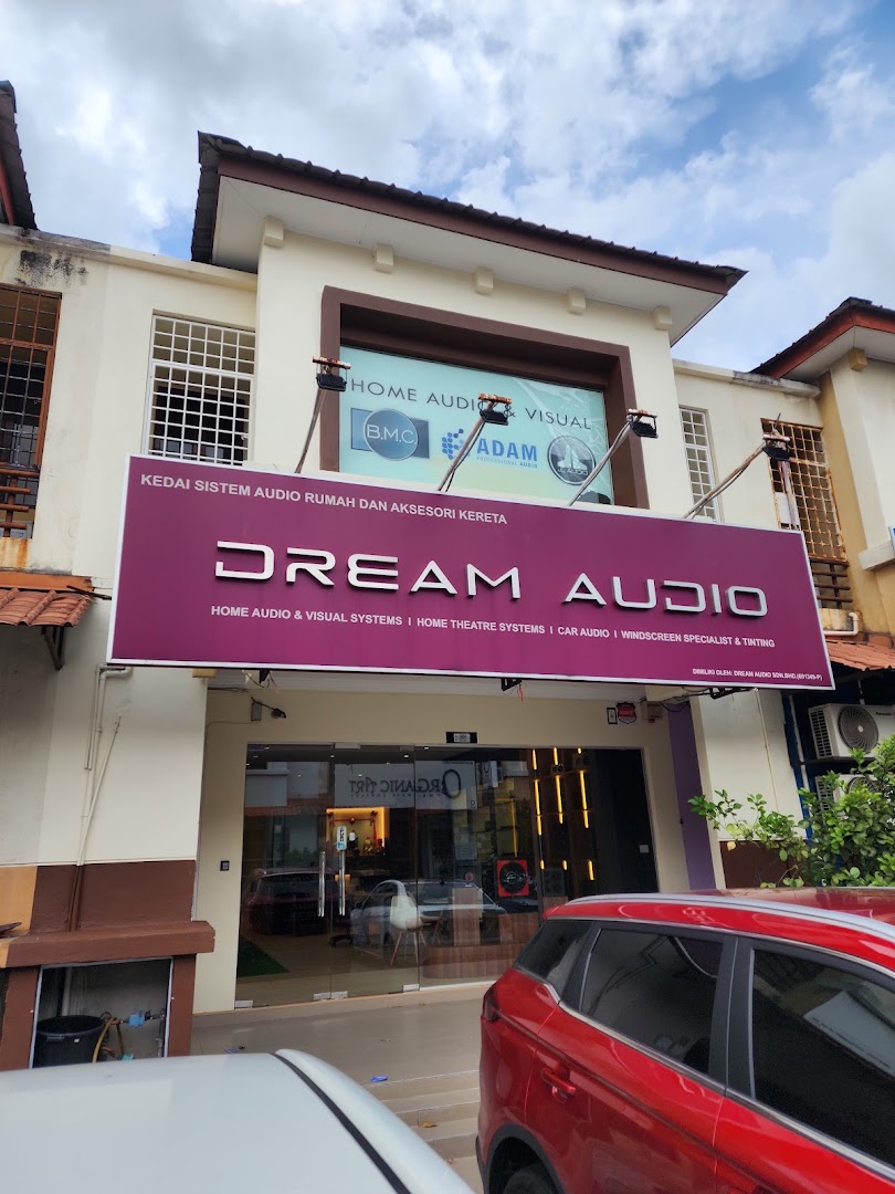 Dream Audio Sdn Bhd — solar installation team in Section 51, Petaling Jaya, Selangor