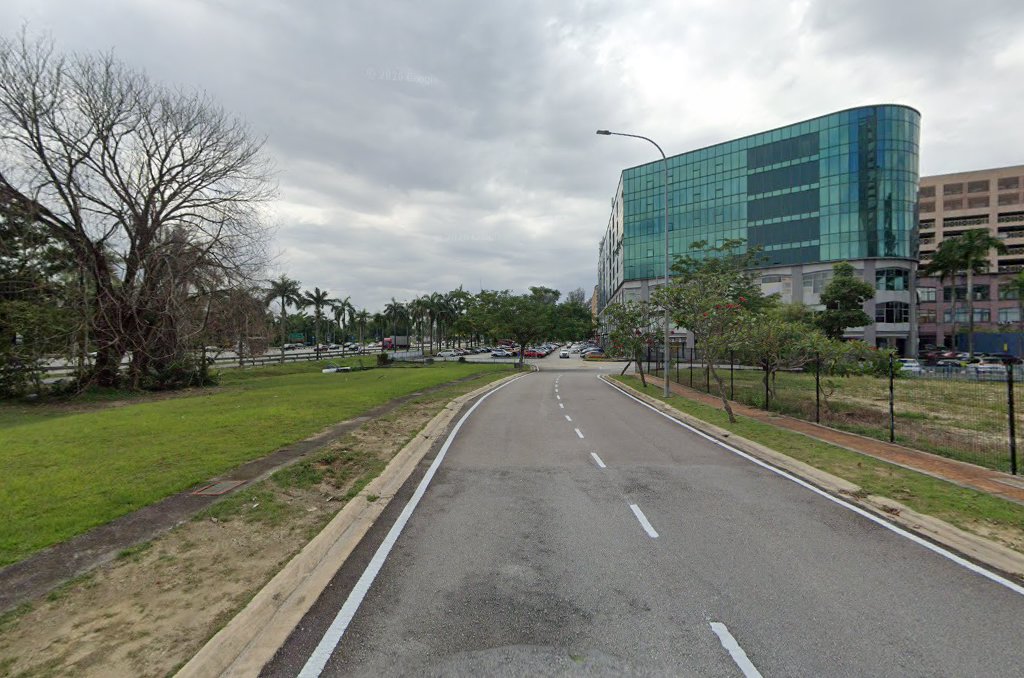 Dynamic Energytech Sdn Bhd — solar installation team in Shah Alam, Selangor