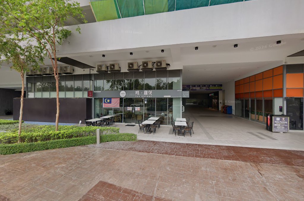 EC Newenergie Sdn Bhd — solar installation team in Puchong, Selangor