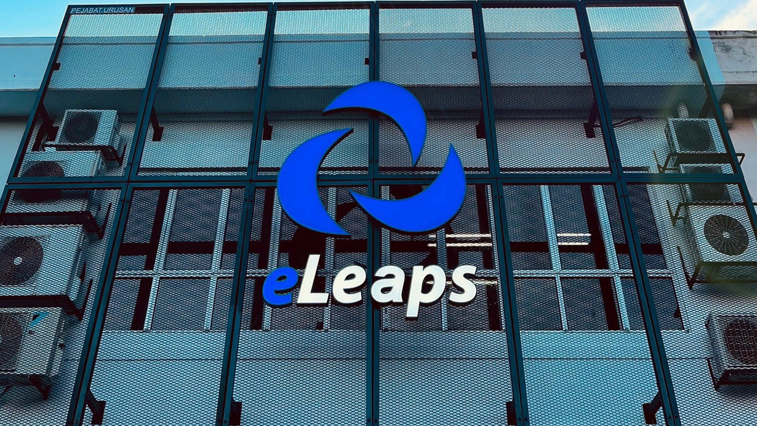 Eleaps Sdn Bhd — solar installation team in Puchong, Selangor
