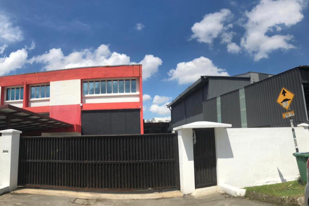Fz Energy Storage Systems Sdn. Bhd. — solar installation team in Subang Jaya, Selangor