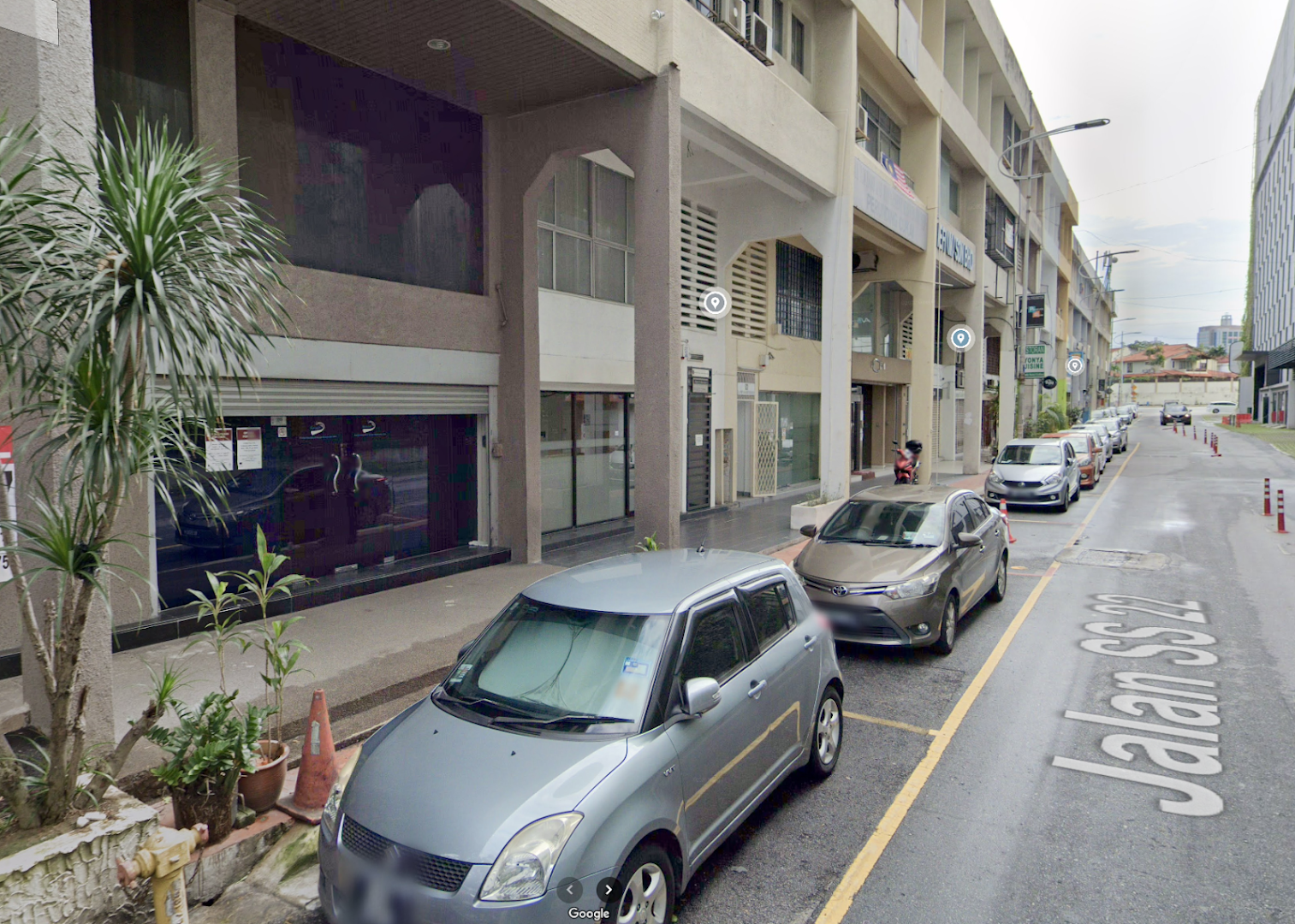 Heliosel Sdn Bhd — solar installation team in Petaling Jaya, Selangor