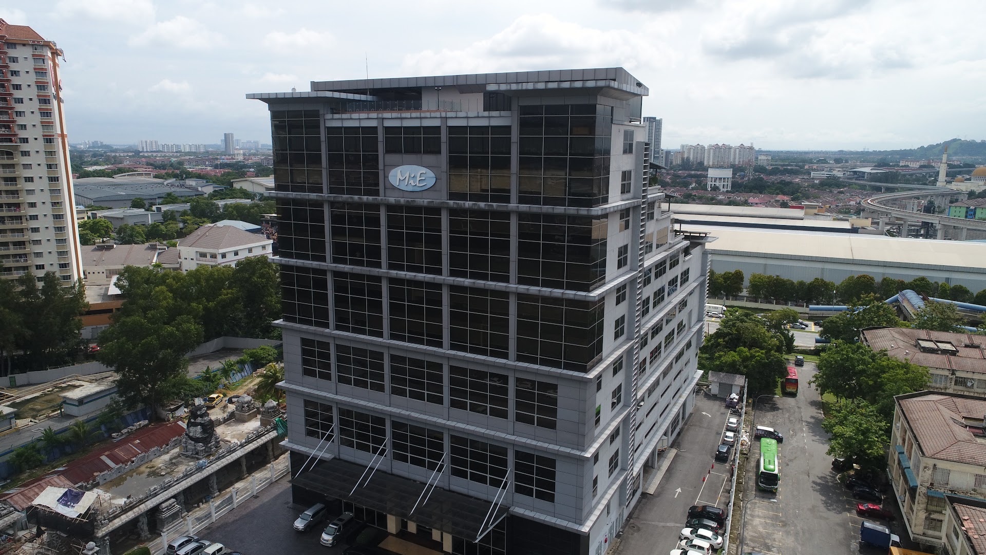 MIE Industrial Sdn Bhd — solar installation team in Puchong, Selangor