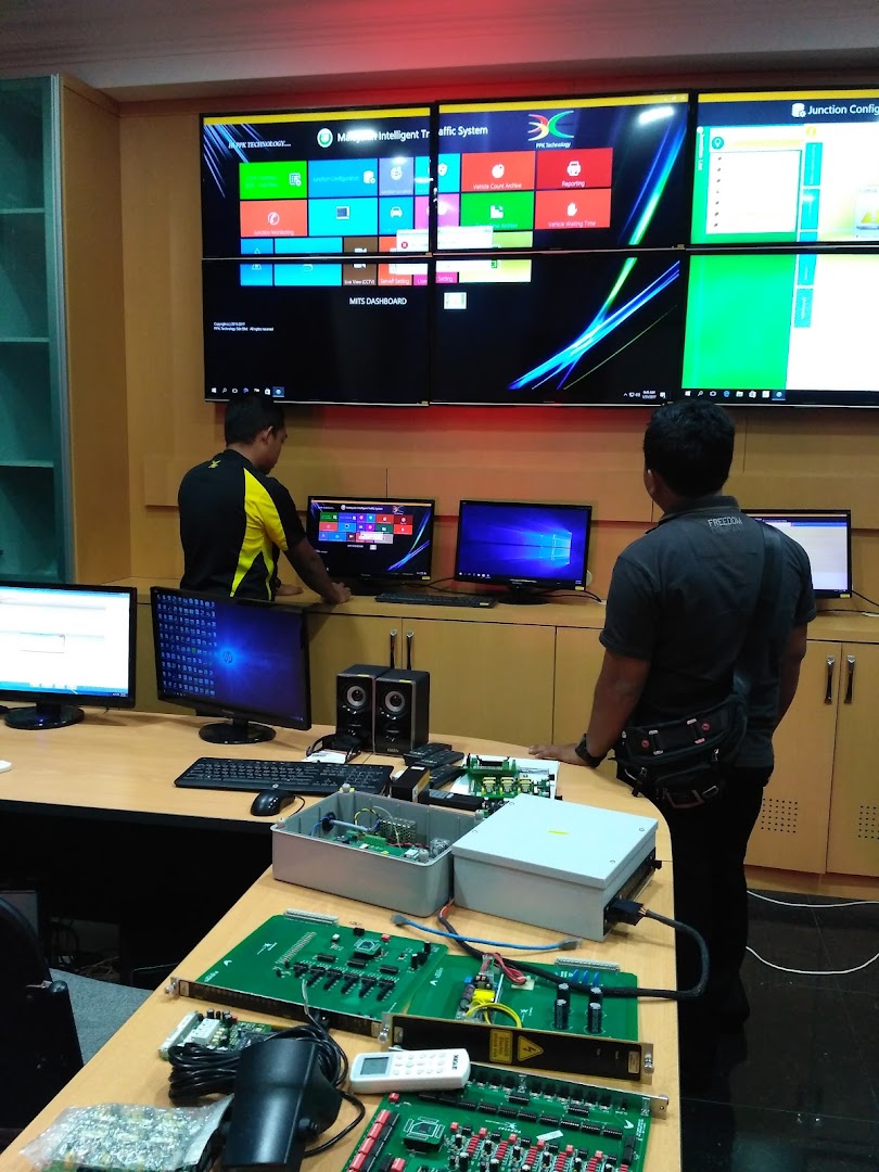 Ppk Technology Sdn Bhd — solar installation team in Melaka