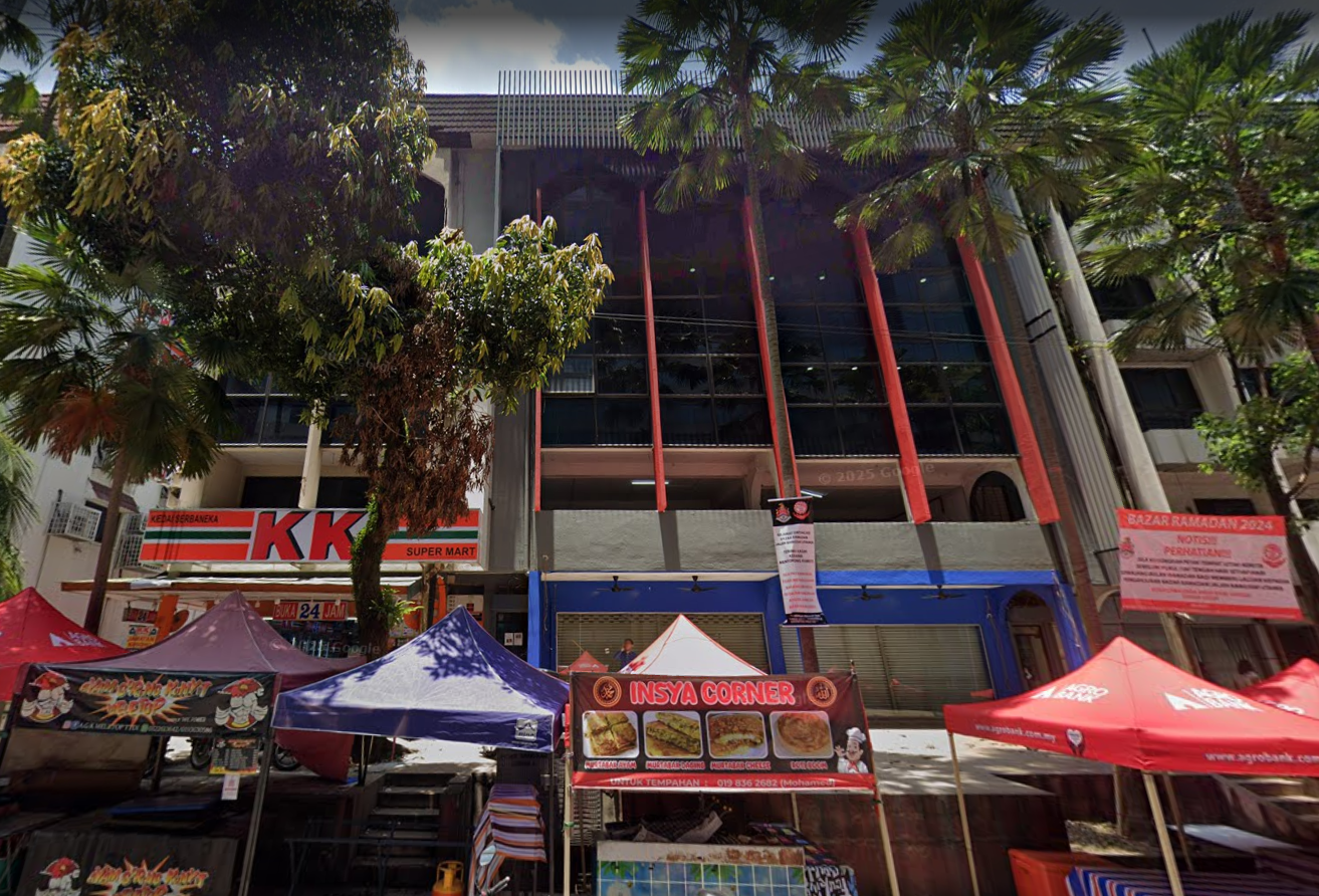 Total Power Solutions Sdn Bhd — solar installation team in Bangsar, Kuala Lumpur