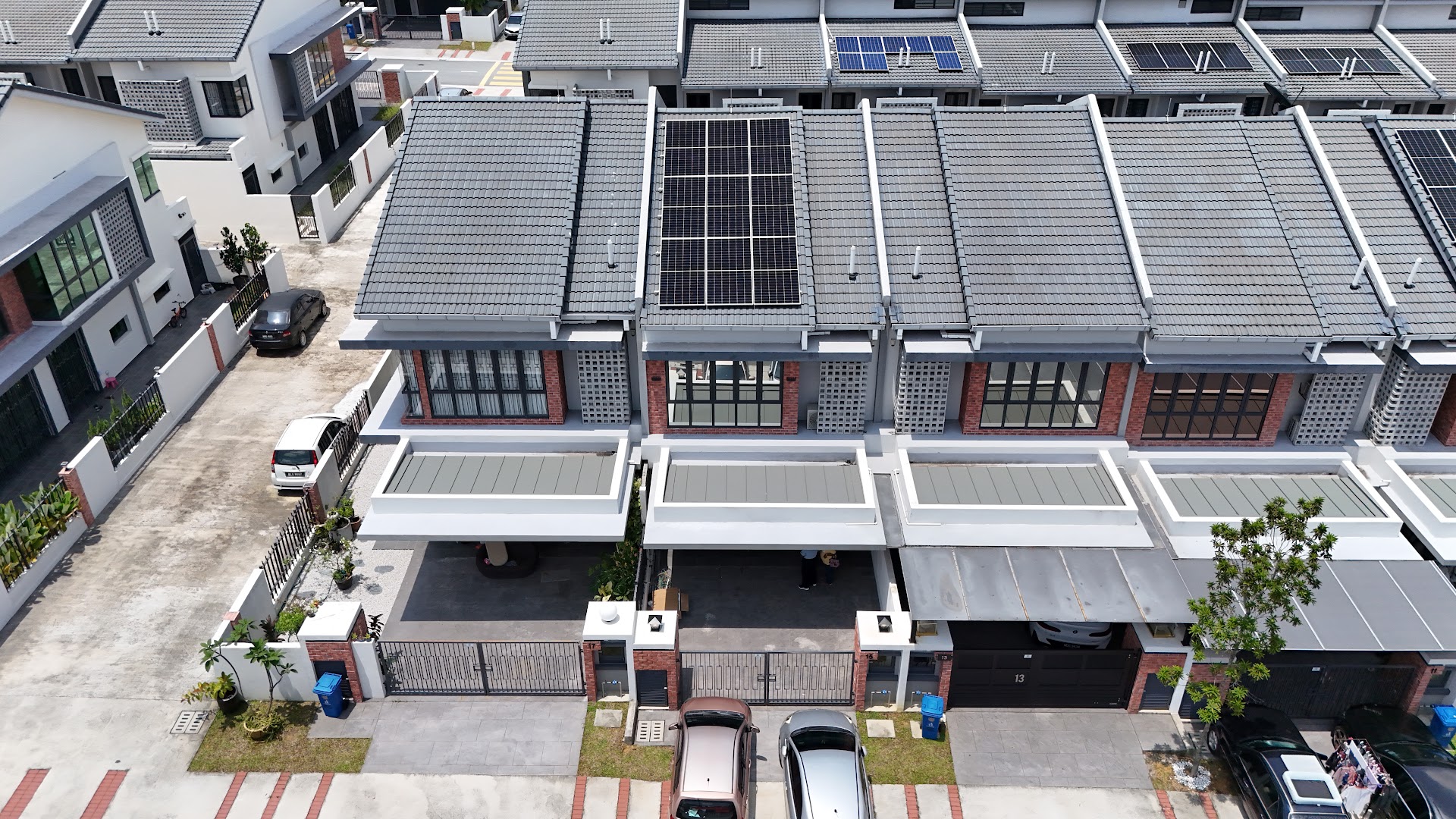 Xenergi Sdn Bhd — solar installation team in Shah Alam, Selangor